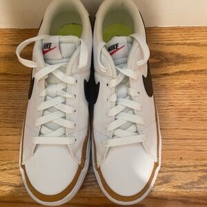 Nike Court Legacy Sneakers Size 7.5